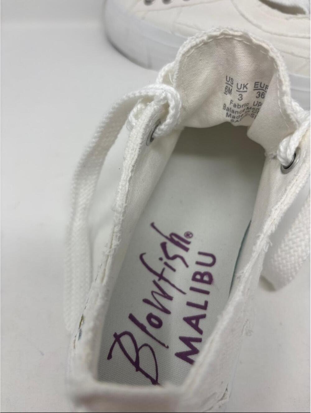 Blowfish White Floral Embroidered Canvas Platform Sneaker - Size 6 - Picture 2 of 6